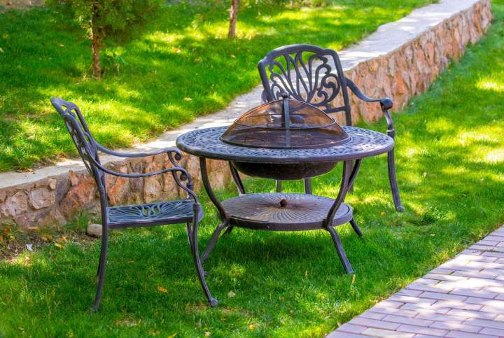 Tables en fer forgé de qualité à Massy